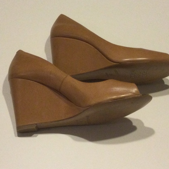 Michael Kors Leather Wedges - Picture 8 of 9
